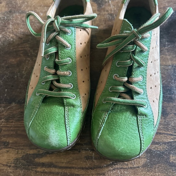 Born Shoes Women 7.5 Hawkeye Green Tan Leather Lace Up Comfort Sneakers Bowling - Picture 6 of 10